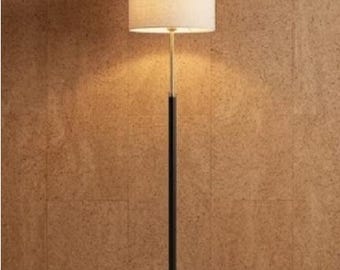 Modern Minimalist Floor Lamp, Tall Standing Reading Light, Brass and Black Metal Lamp for Living Room, Bedroom Decor, Elegant Home Lighting