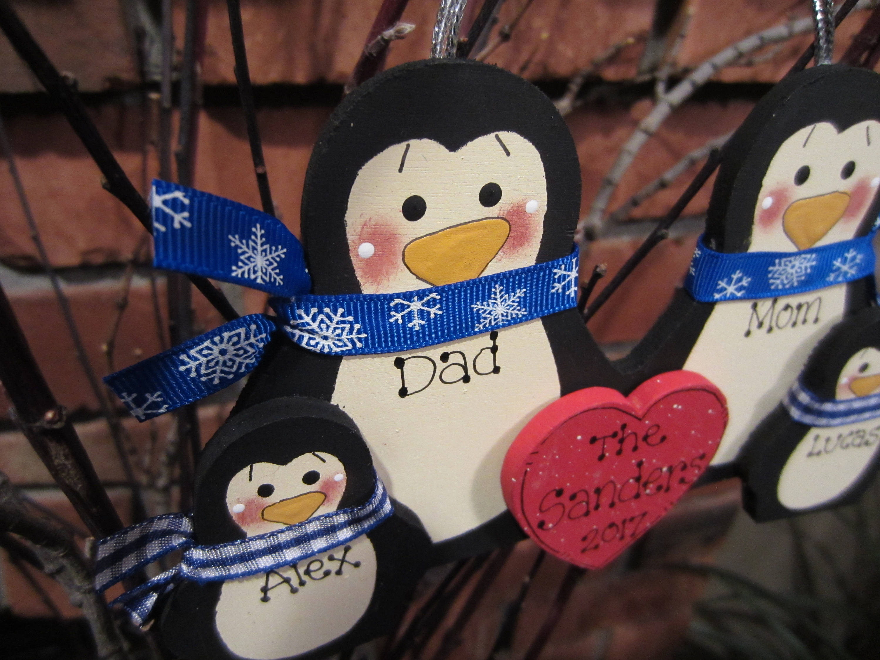 Penguin Family Ornament: Personalized Family of 4 - Christmas Ornament ...