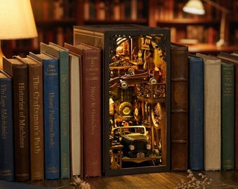 Retro Garage Book Nook Kit, DIY Miniature Car Diorama with LED Light, Vintage Bookshelf Insert, Gift for Car Lovers