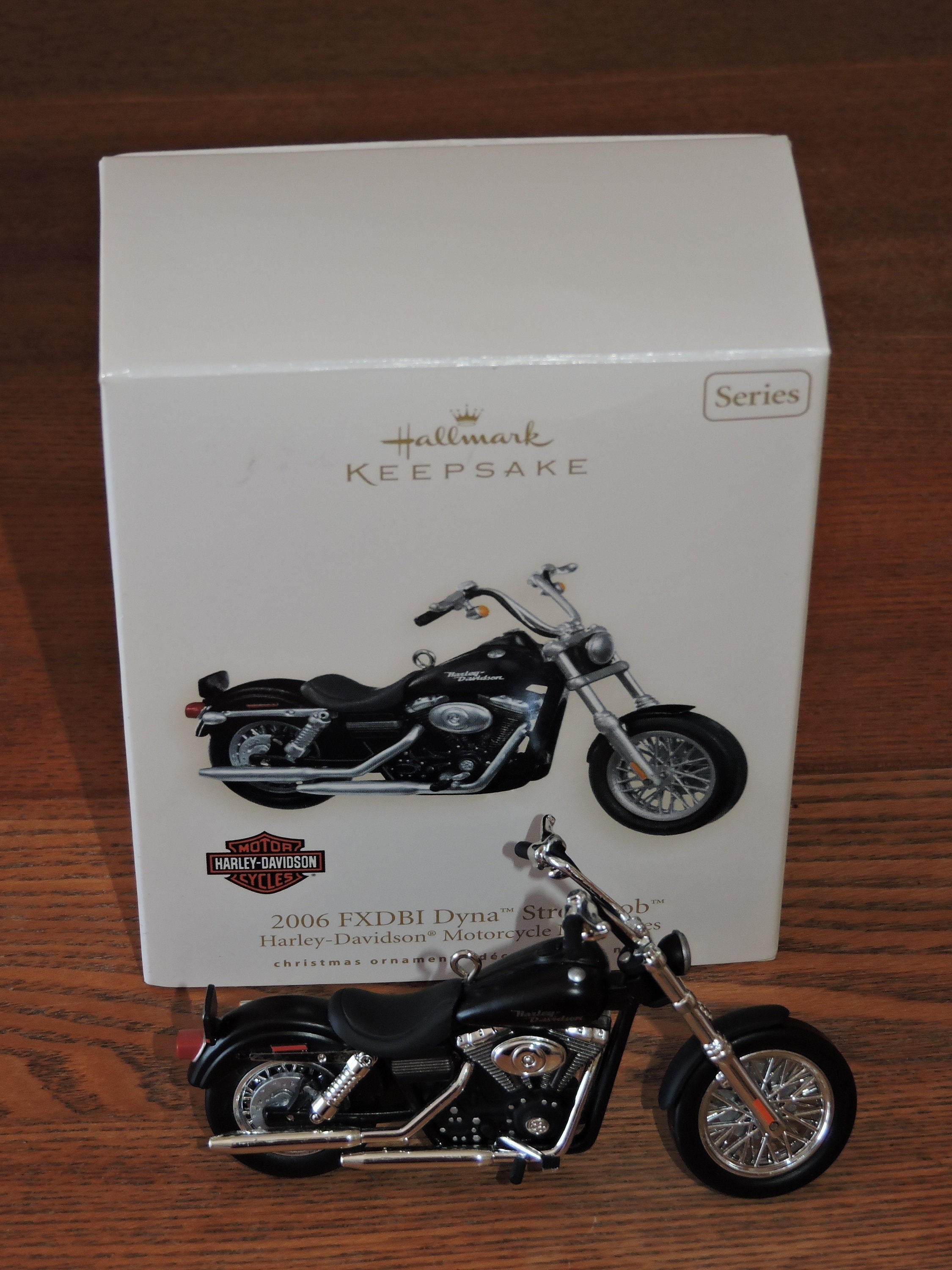 2006 Hallmark Miniature Harley Davidson Motorcycle Christmas
