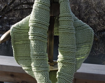 Light Green Scarf, Infinity Circle Scarf, Beanstalk Green Neck Warmer, Reversible Cowl, Chunky Knit Cowl  ~~  Free Shipping ~~