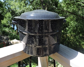 Large Enamelware Stock Pot, Canning Pot, Large Soup Pot, Project Pot, Black  Speckled Enamelware Pot, Extra Large Lidded Pot 14 X 8 /12 