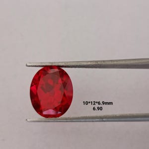 Rubí sintético certificado por IGI, 6,90 quilates, rojo, talla ovalada, 10 x 12 x 6,9 mm, gema facetada suelta para la fabricación de anillos y colgantes.