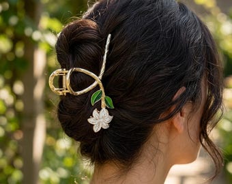 Floral Hair Pin, Alloy Hair Clip, Bridal Hair Accessory, Wedding Hairpiece, Prom Hair Clip, Elegant Hair Jewelry, Pearl Accent Hairpin