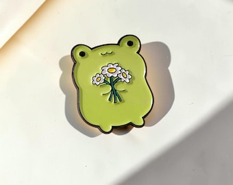 Süßer Frosch Emaille Pin, grüner Frosch Blumen Brosche, Kawaii Tier Rucksack Abzeichen, Jacke Hut Tasche Pin Geschenk für Freund