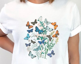 Vintage Butterfly Bloom T-Shirt Wild Flowers Shirt Botanical Bohemian Top Retro Insect Design Tee Birthday Present Shirt
