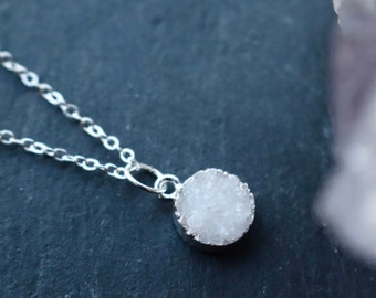 Raw Clear Quartz Geode Druzy Crystal Necklace with 925 Silver Plated Chain; Tiny Druzy Pendant; Minimalist Jewellery, Choker Necklace