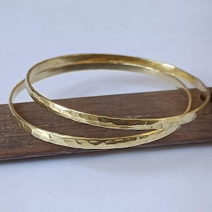 Pure 100% Solid Brass Bangle, 2 Set of Bangle, Handmade Bangle, Stackable Bangle, Unisex Bangle, Hammered Brass Bangle, Boho Bangle Gift Her