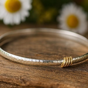 Minimalist Hammered Silver Bangle, Sterling Silver Bracelet, Thin Stackable Bangle, Handmade Everyday Jewelry, Simple Boho Bracelet