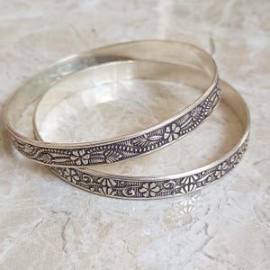 2 Set of Bangle, Sterling Silver Floral Bangle Set, Engraved Silver Bangles, Handmade Stackable Bracelets, Cuff Bracelet, Everyday Jewelry