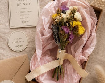 Un pequeño ramo por correo / Ramo de flores secas / Mini ramo de flores silvestres, regalo botánico estilo cottagecore por correo