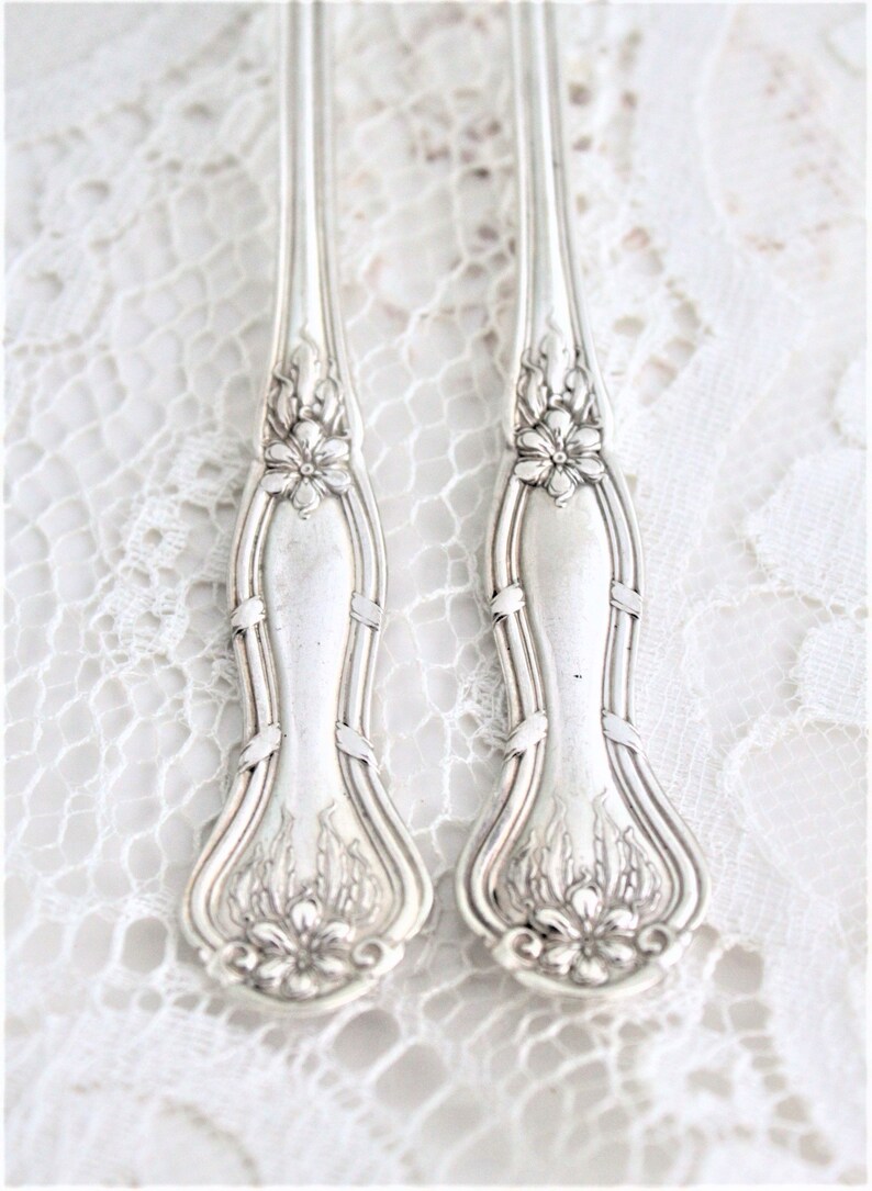Antique Wedding Forks Cake Table Setting ~ soul mates ~ Shabby Chic Wedding Decor ~ Hand Stamped /& Ready To Ship ~ PARAGON 1900