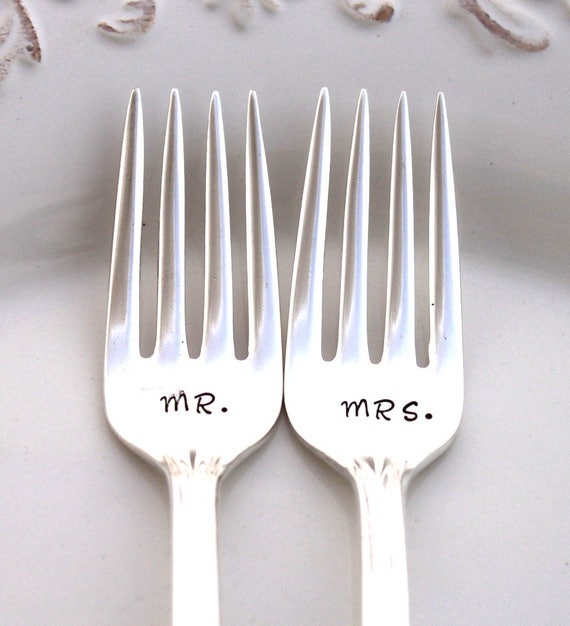 Mr. & Mrs. WEDDING Forks Cake Table Setting Decor GRILLE Forks Etsy