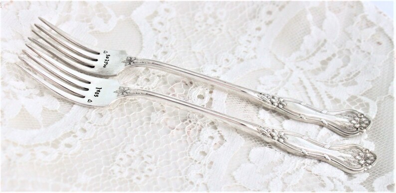 Antique Wedding Forks Cake Table Setting ~ soul mates ~ Shabby Chic Wedding Decor ~ Hand Stamped /& Ready To Ship ~ PARAGON 1900