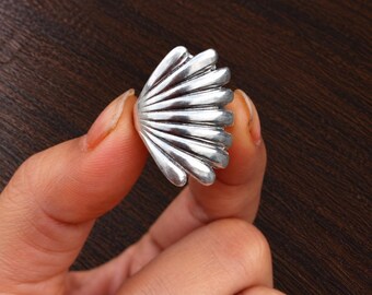 Sterling Silver Fan Shell Ring, Sculptural Ribbed Dome, Boho Ocean Jewelry