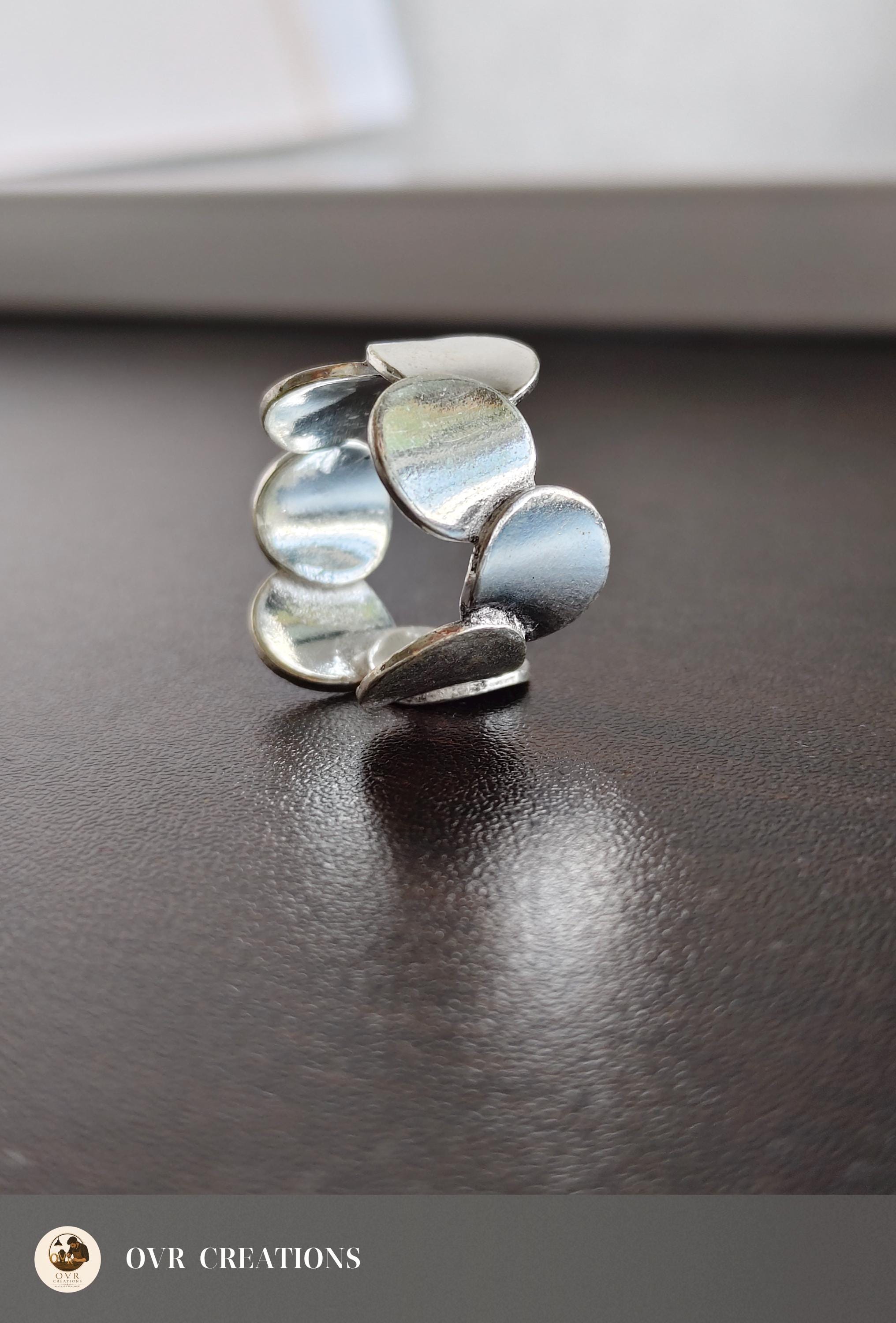 Overlapping Ring - Etsy