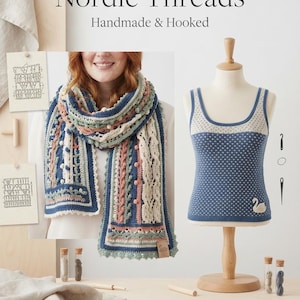 Peut inclure: Une écharpe au crochet en laine bleue, crème et rose poudré avec des textures complexes et des pompons, ainsi qu'un débardeur bleu et crème avec un motif de cygne sur mannequin. Texte : Nordic Threads, Handmade & Hooked, Lucasimns wool sions.