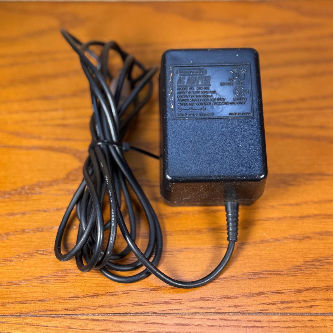 Nintendo SNES adapter SNS-002 tested working power supply 10v 850ma, photo 1 of 4