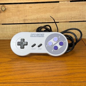 Nintendo SNES-Controller SNS-005, Funktionsprüfung, Etikettenreste