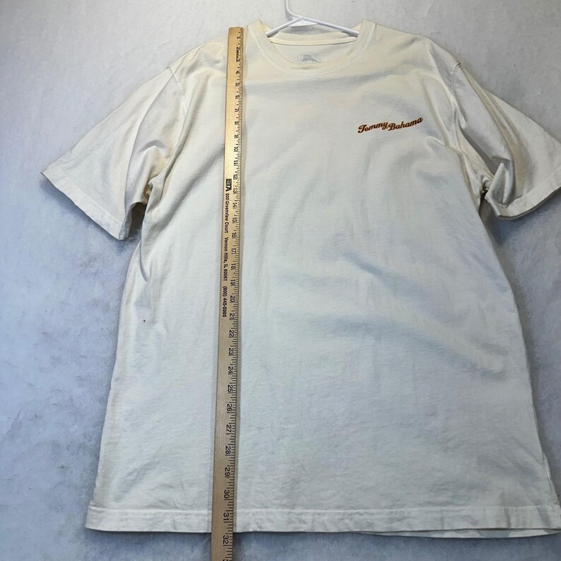 Tommy Bahama Graphic T-Shirt Mens XL Cream Last Call Cocktail Tropical Beach image 4