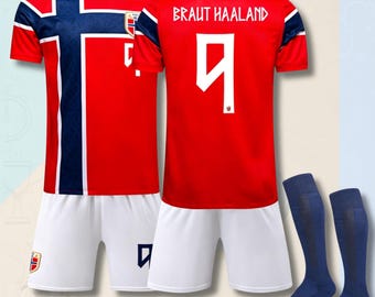 ノルウェー代表キッズジャージ、ハーランド選手背番号9番ジャージ＆ショーツセット、カスタムネーム＆ナンバー入りサッカーシャツ、大人用と子供用サイズ、ノルウェーファンへのギフト