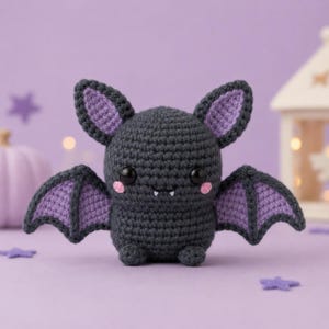 Virkmönster för liten fladdermus med amigurumi i PDF-format, Halloween-plyschhandledning (digital nedladdning)