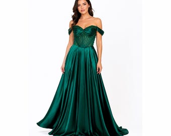 EVA 5315 Elegant Emerald Green Off-the-Shoulder Evening Gown with Corseted Bust and Flowing Skirt for Formal Events