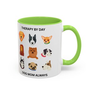 Caneca "Terapia Durante o Dia - Mãe de Cachorro Sempre" | Ilustrações de Rostos de Raças de Cães imagem 8
