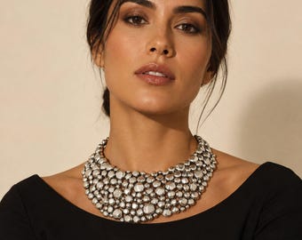 Collar llamativo / Gargantilla con broche / Collar de metal grueso / Collar escultural / Joyería moderna de pasarela, regalo para mujer