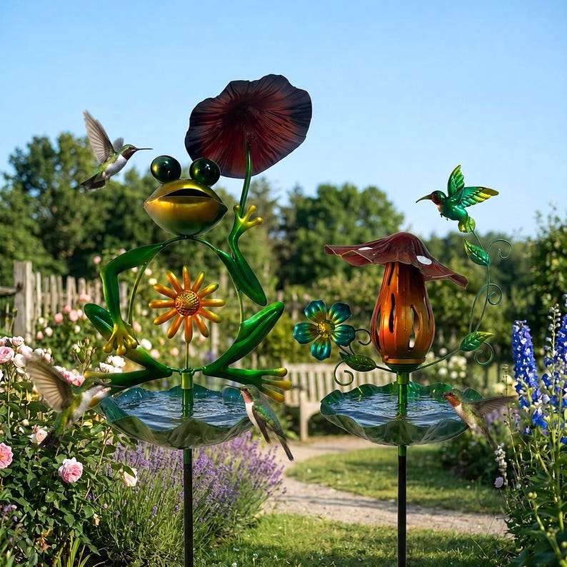 Kolibri fågelbadspinne, fågelmatare för utomhusträdgård, grodkonstdekor, vattenskål i metall för blommor, prydnad för uteplatsgräsmatta, present till fågelälskare bild 2