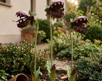 Venus Flytrap Garden Stake, Metal Carnivorous Plant Yard Art, Gothic Outdoor Decor, Whimsical Garden Sculpture, Outdoor Plant Lover Gift