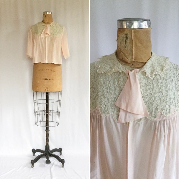 Vintage 50s bed jacket | Vintage pink rayon lace bed jacket | 1950s Belle Davis bed jacket