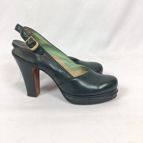 Vintage 40s shoes | shops Vintage dark green leather platform heels | 1940s L Miller sling back shoes