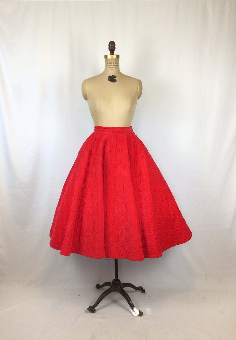 Vintage 50s skirt Vintage red quilted circle skirt 1950s Chumley Sportswear full skirt zdjęcie 1