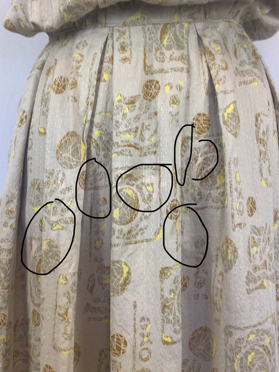 Vintage 50s Dress | Vintage beige gold ball print… - image 10