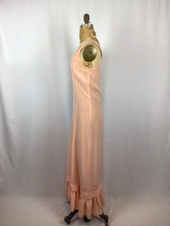 Vintage 30s nightgown | Vintage peachy pink silk … - image 6