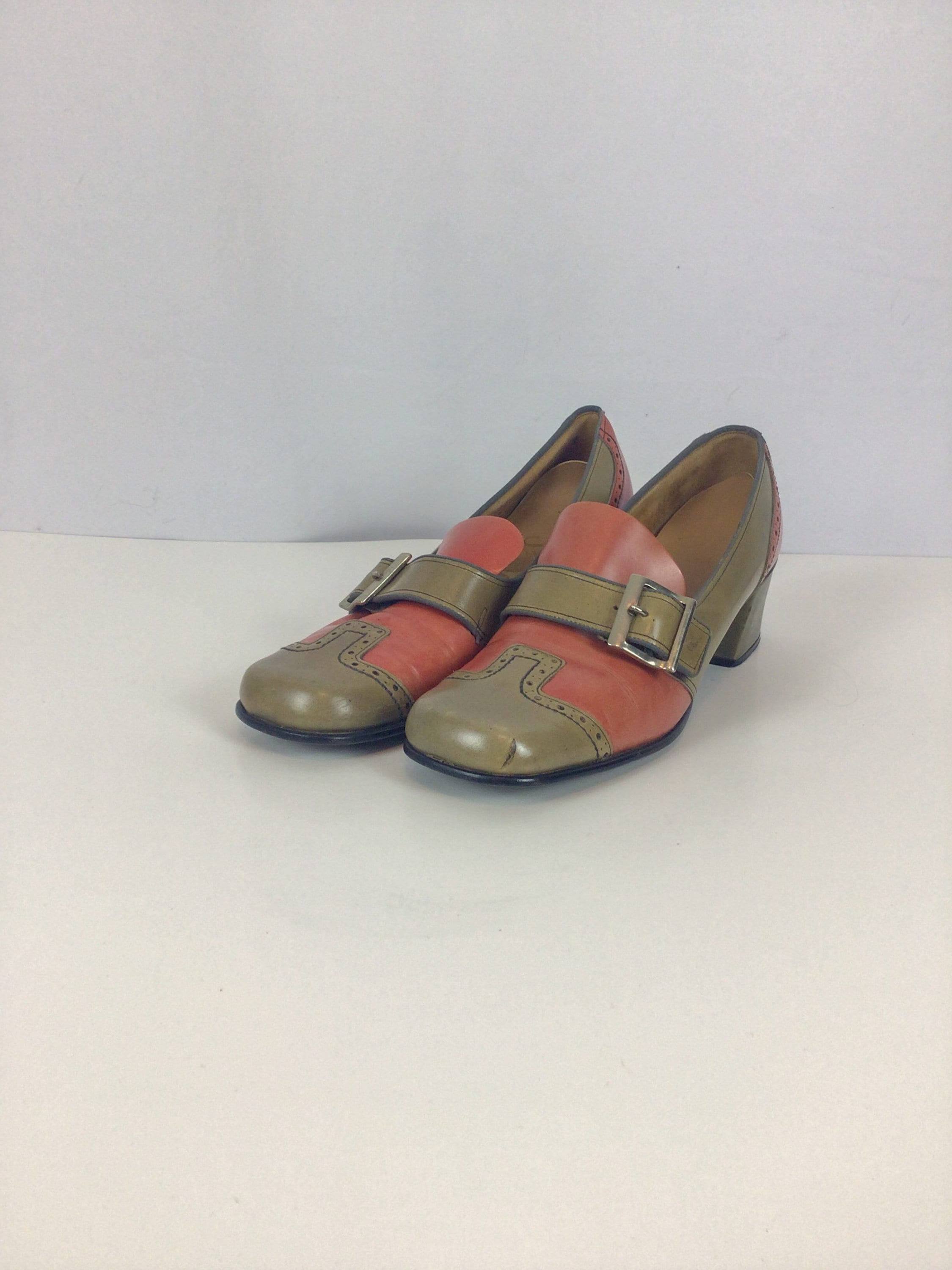 Chaussures vintage des années 60 chaussures à boucle vintage