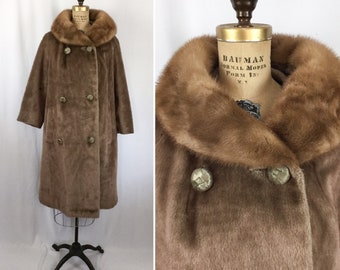 Vintage 50s coat | Vintage cafe latte mohair coat with fur collar | 1950s Brazotta double breast winter coat