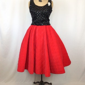 Vintage 50s skirt Vintage red quilted circle skirt 1950s Chumley Sportswear full skirt zdjęcie 3