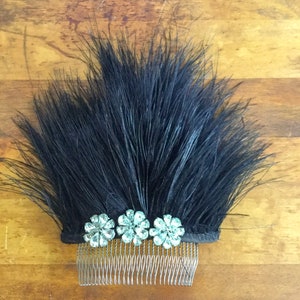 Bespoke hair comb Vintage 20s black feathers 50s rhinestone button flowers comb image 1