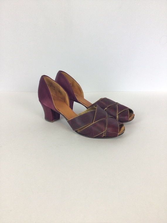 Vintage 30s shoes | Vintage burgundy gold silk pee