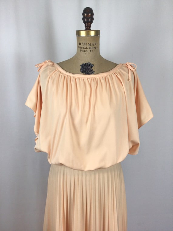 Vintage 70s dress | Vintage peach knit draped dre… - image 3