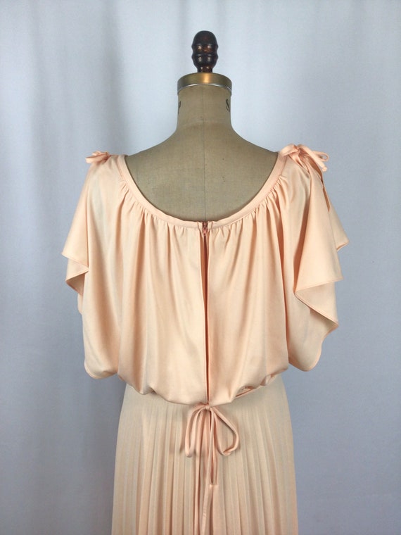 Vintage 70s dress | Vintage peach knit draped dre… - image 9