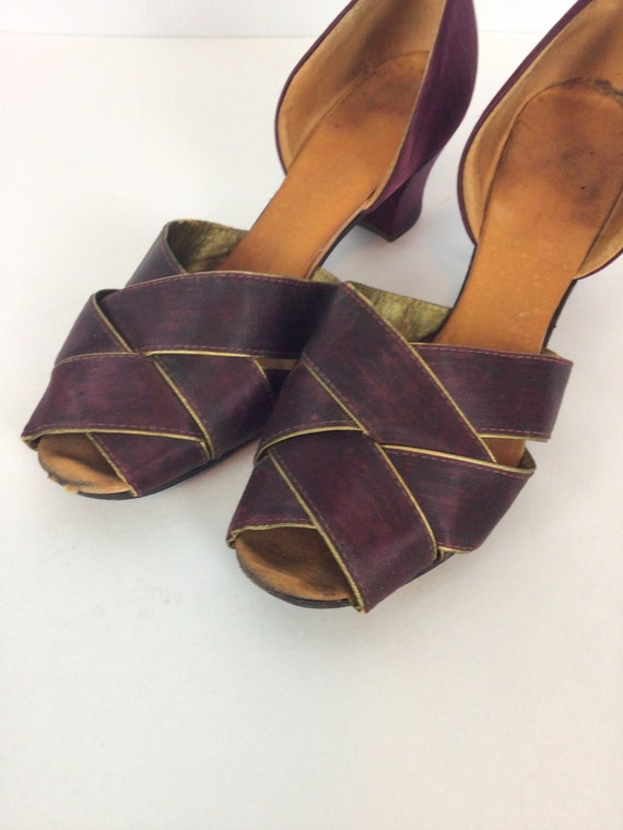 Vintage 30s Shoes Vintage Burgundy Gold Silk Peep Toe High Online in India -