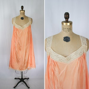 Vintage 30s nightgown Vintage peach rayon lace nightdress 1930s XXLarge negligee image 1