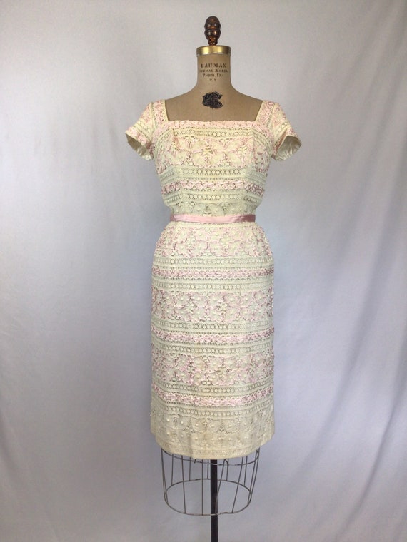 Vintage 50s Dress| Vintage pink ribbon and ivory … - image 3