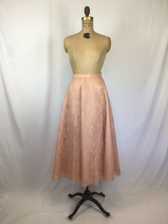 Vintage 50s skirt | Vintage pink silk chantilly l… - image 3