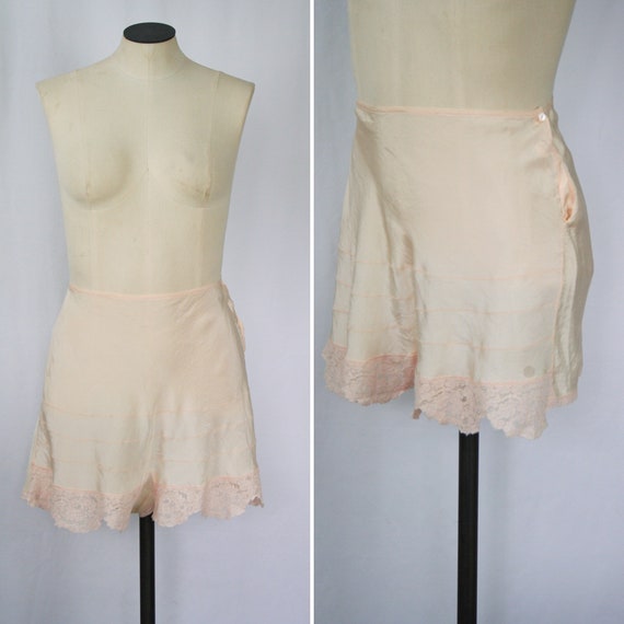 Vintage 40s tap pants | Vintage tea rose rayon tap