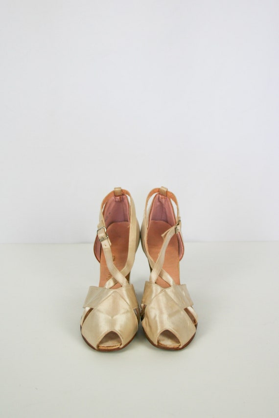 Vintage 30s shoes | Vintage ivory satin peep toes