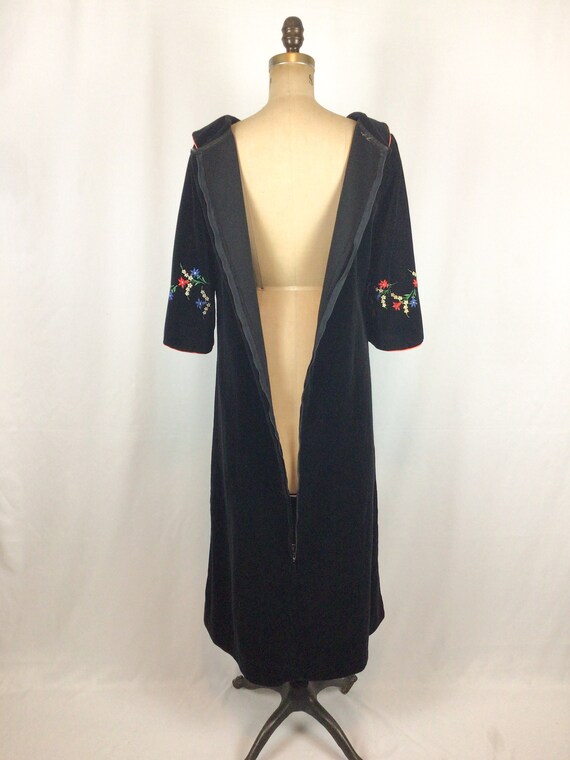 Vintage 60s dress | Vintage embroidered black vel… - image 10